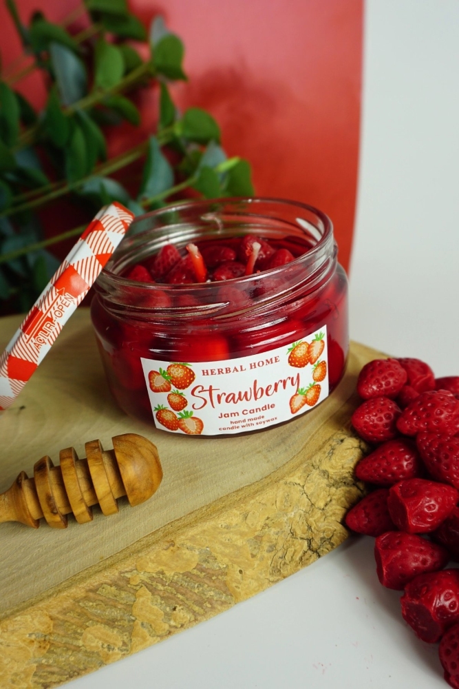 HERBAL HOME Strawberry Jam Candle 220 GR - 3